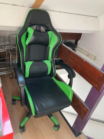 Zwart-groene gamestoel