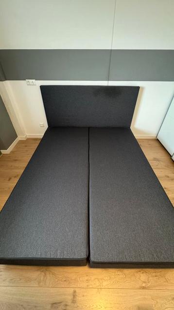 Bedframe met hoofdbord