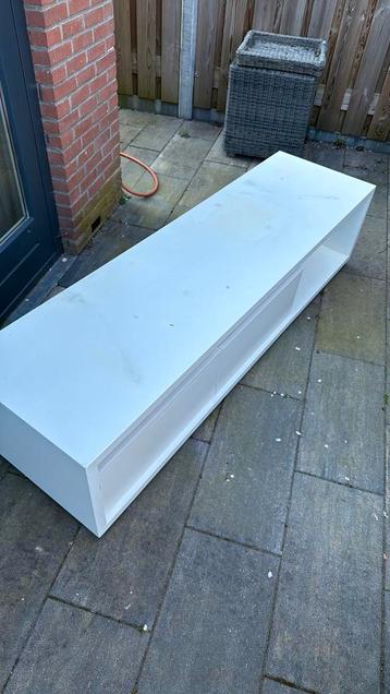 TV meubel massief amerikaans noten 1.80m