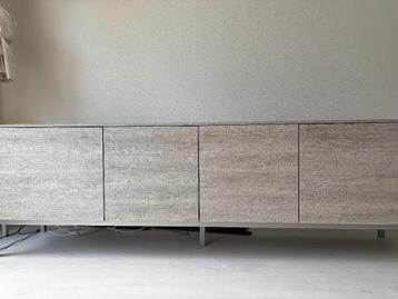 Dressoir en bijbehorende kast