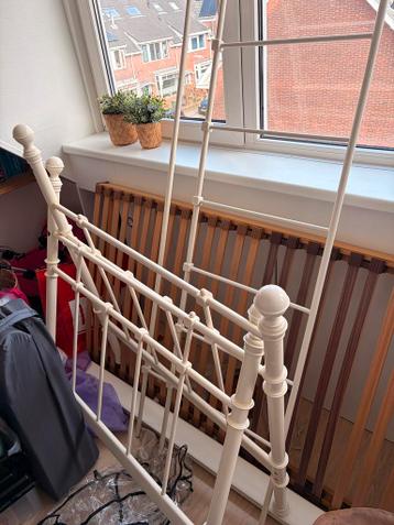 Ikea Tromsnes spijlenbed met lattenbodem