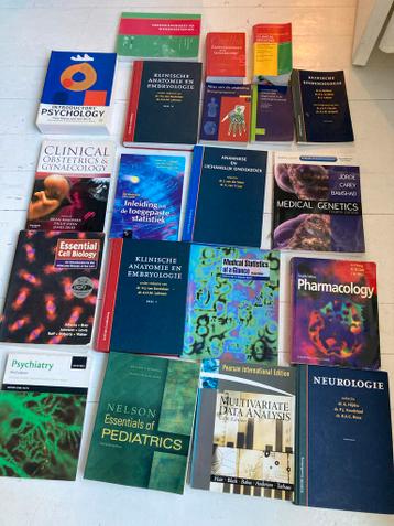 Geneeskunde boeken (verouderde drukken, startjaar 2011)