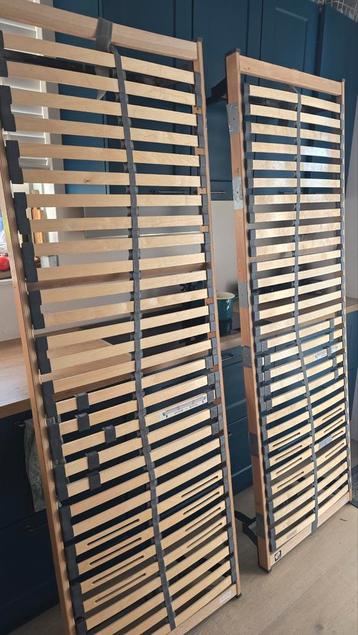 Twee lattenbodems 70x210 - Gebruikt maar functioneel