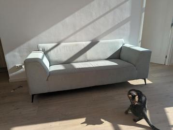 Gratis Grijs/blauwige bank