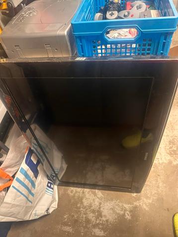 40 inch Full HD TV - Beeld valt af en toe uit