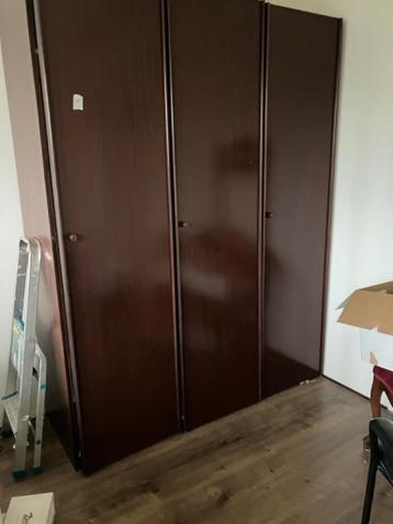 gratis kleding kast interlubke