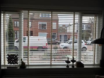 Houten luxaflex gebroken wit