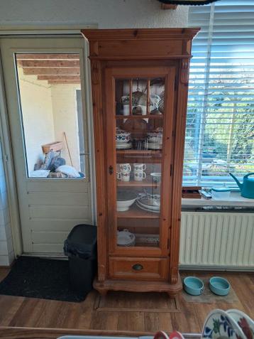 Grenen buffetkast met glazen deur