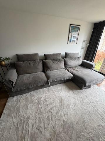 Taupe hoekbank 3 meter breed en 1,5 meter diep