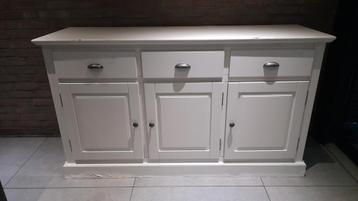 Gratis dressoir 155x50x88 cm - Ophalen in Tilburg