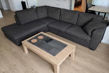 Hoekbank met slijtage, 260x213 cm