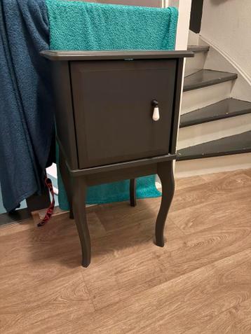 Nachtkastje gratis