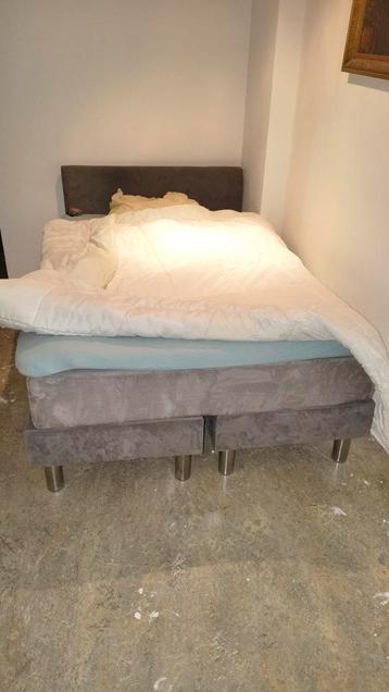 Boxspring met matras en topper - 120x200 cm snel afhalen