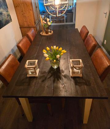 GRATIS ! 6 cognac kleurige Leren  eetkamerstoelen