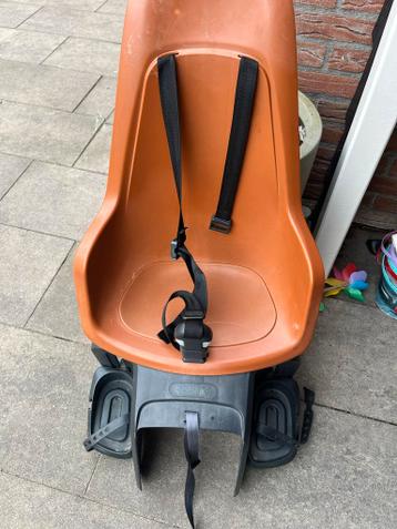 Bobike Fietsstoel Achter - Bruin met Voetsteuntjes