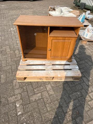 Kast gratis op te halen!