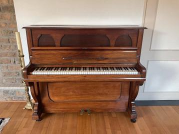 Piano R. Görs & Kallmann Berlin