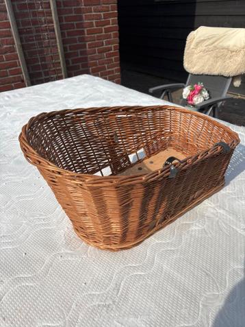 Hondenmandje. Gratis afhalen.