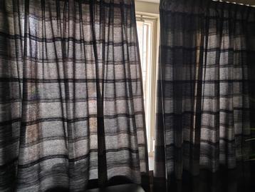Gratis af te halen 2x set gordijnen