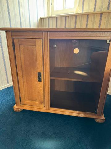 Eiken stereo-/tv-meubel