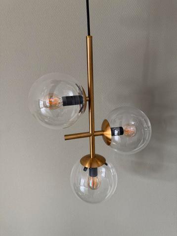 Hanglamp Goud Mat met 3 Glazen Bollen, 2 beschikbaar