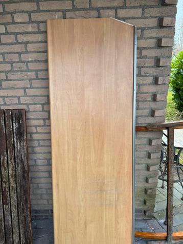 Gratis keukenblad - Licht houtnerf