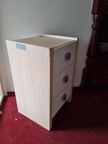 Nachtkastje gratis ophalen