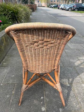 Gratis: Rieten kinderstoel