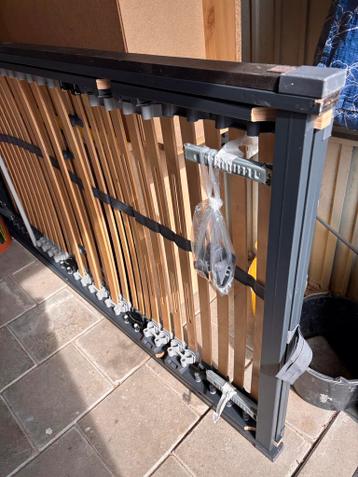 Extra grote eenpersoons bedombouw met lattenbodem