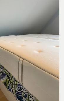 GRATIS:  Heerlijk pocketgeveerd  goed matras 140x20  Ikea