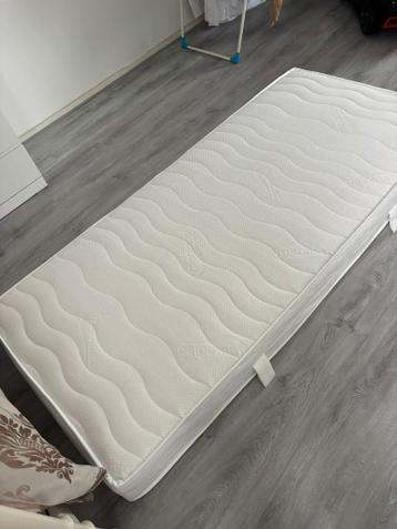 eenpersoons matras van meradiso