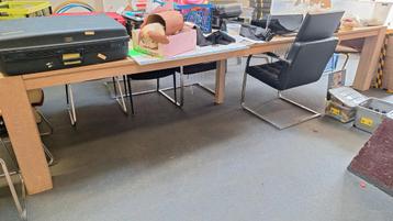 GRATIS OPHALEN - Hele lange houten tafel