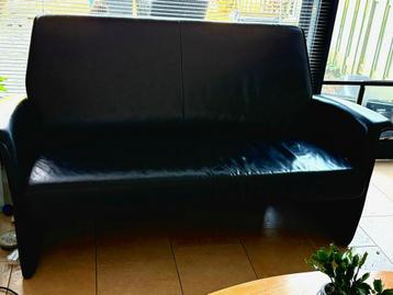 Gratis: Prominent 2.5-zits bank zwart leer PWTIEL