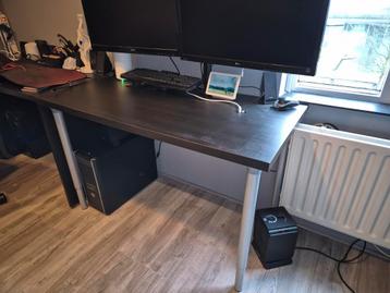 Gratis/zak paaseitjes - Bureau met uitschuifbare poten