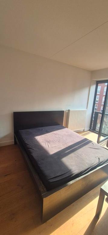 Tweepersoonsbed 210x180