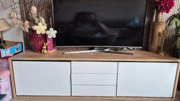 Tv meubel GRATIS 180cm breed, diep 45cm, hoog 46cm