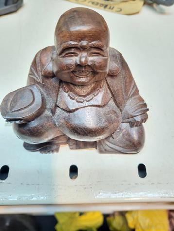 Lachende Boeddha Beeldje van Hout - Gelukssymbool