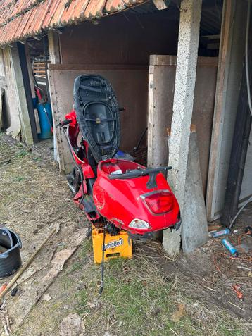 GRATIS - Vespa LX frame