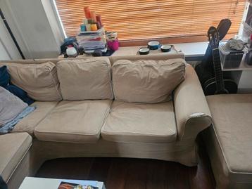Gratis ektorp beige hoekbank hoes.