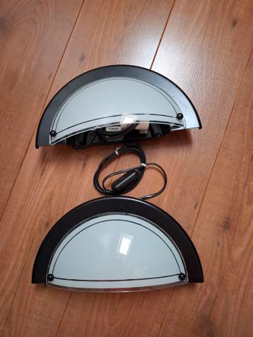 Set van 2 zwarte wandlampen met matglas