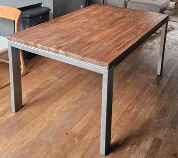 Gratis: uitschuifbare eettafel hout metaal 160-220 cm