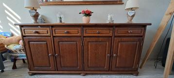 Eikenhouten dressoir