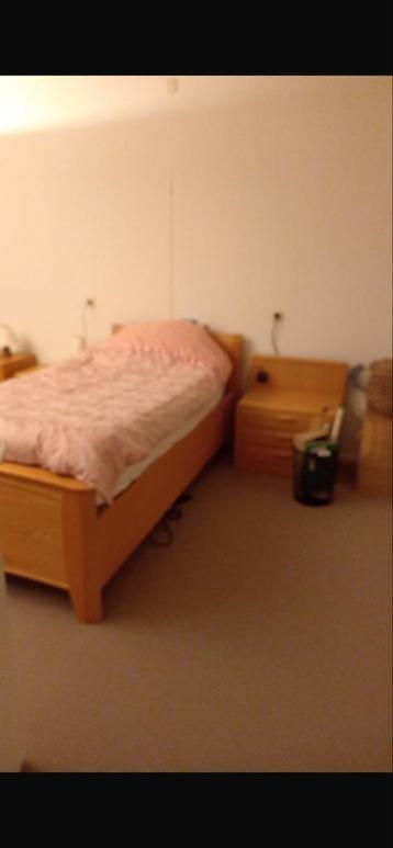 Ermelo: Complete inboedel: meubels, lampen, servies en meer