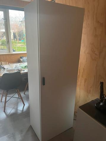 Gratis kast van IKEA
