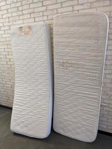 Gratis! 2 matrassen 70x190