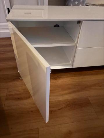 Gratis af te halen - Wit dressoir/ tv meubel