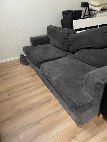Gratis ophalen driezitsbank donkergrijs