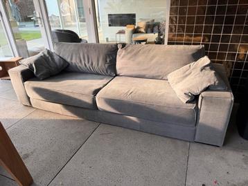 Gratis af te halen: Grote grijze bank (260cm)