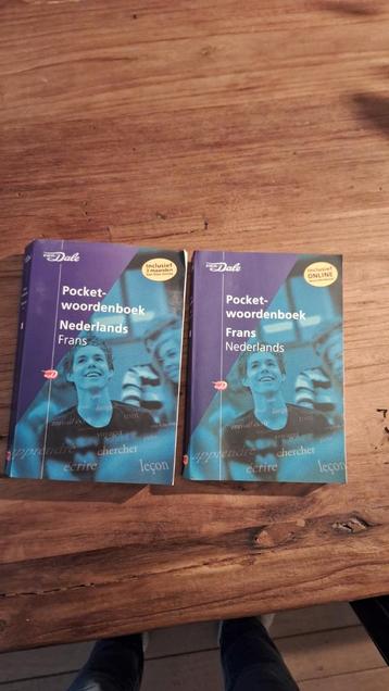 Pocket woordenboek van Dale NE - FR en FR - NE