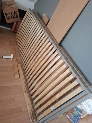 2 lattenbodems gratis ophalen